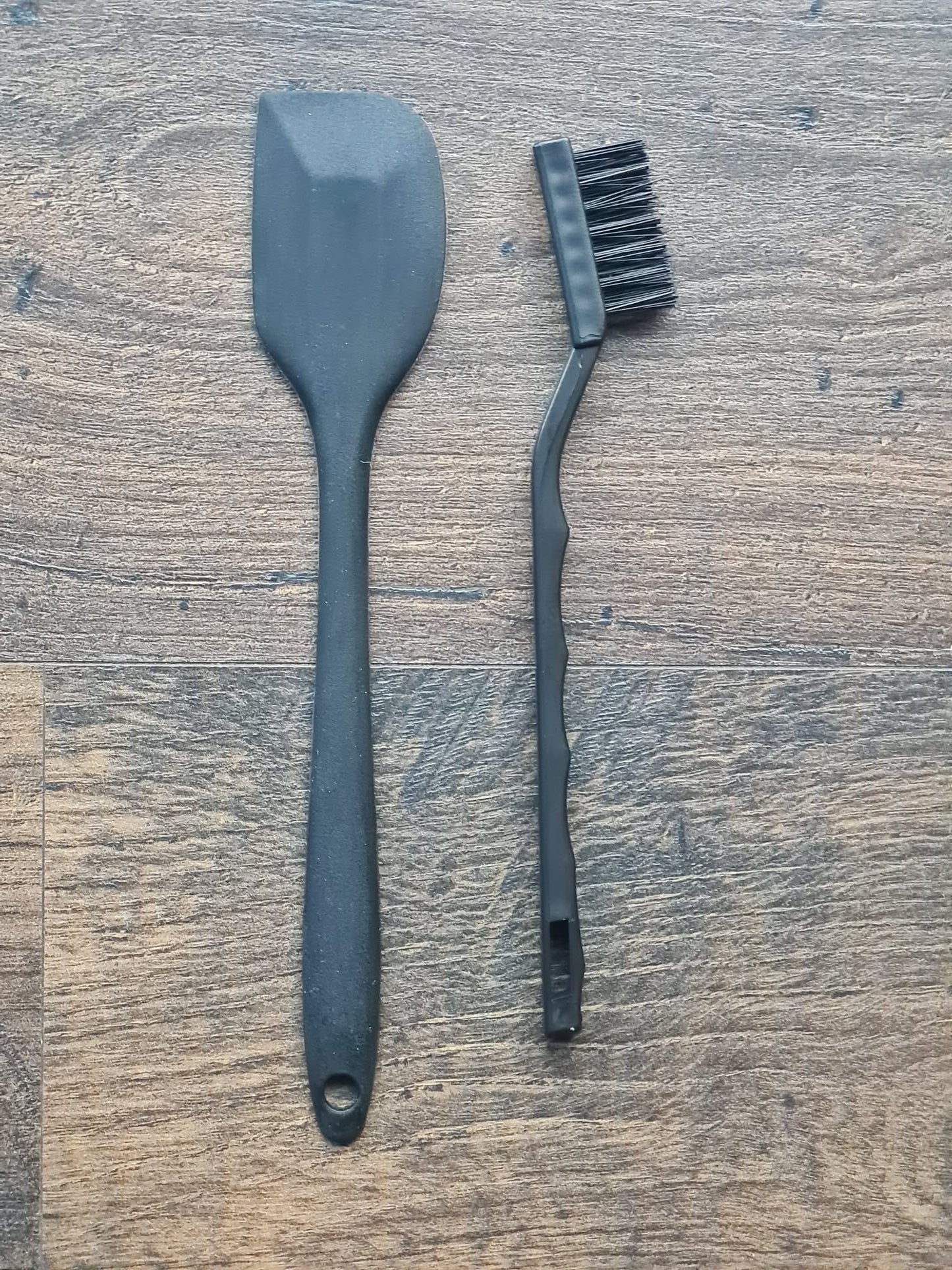 Spatula/Cleaning Brush for Lick Mat